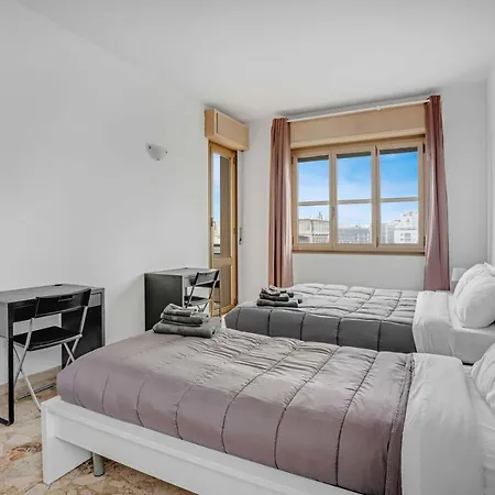 Cav9 - Large Apartment With Panoramic View --2